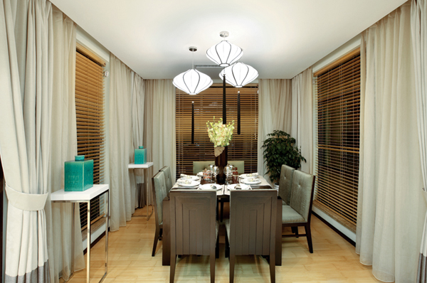 別墅餐廳圖 北京別墅裝修適合什么風(fēng)格設(shè)計來凸顯別墅的風(fēng)貌